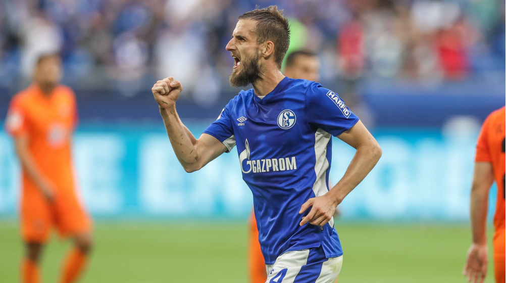 沙尔克04球员状态神勇，豪取连胜