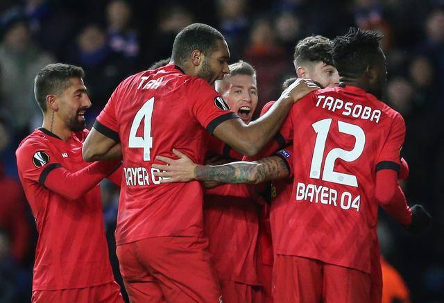 不莱梅遭遇客场溃败，寻找胜利之路仍需努力