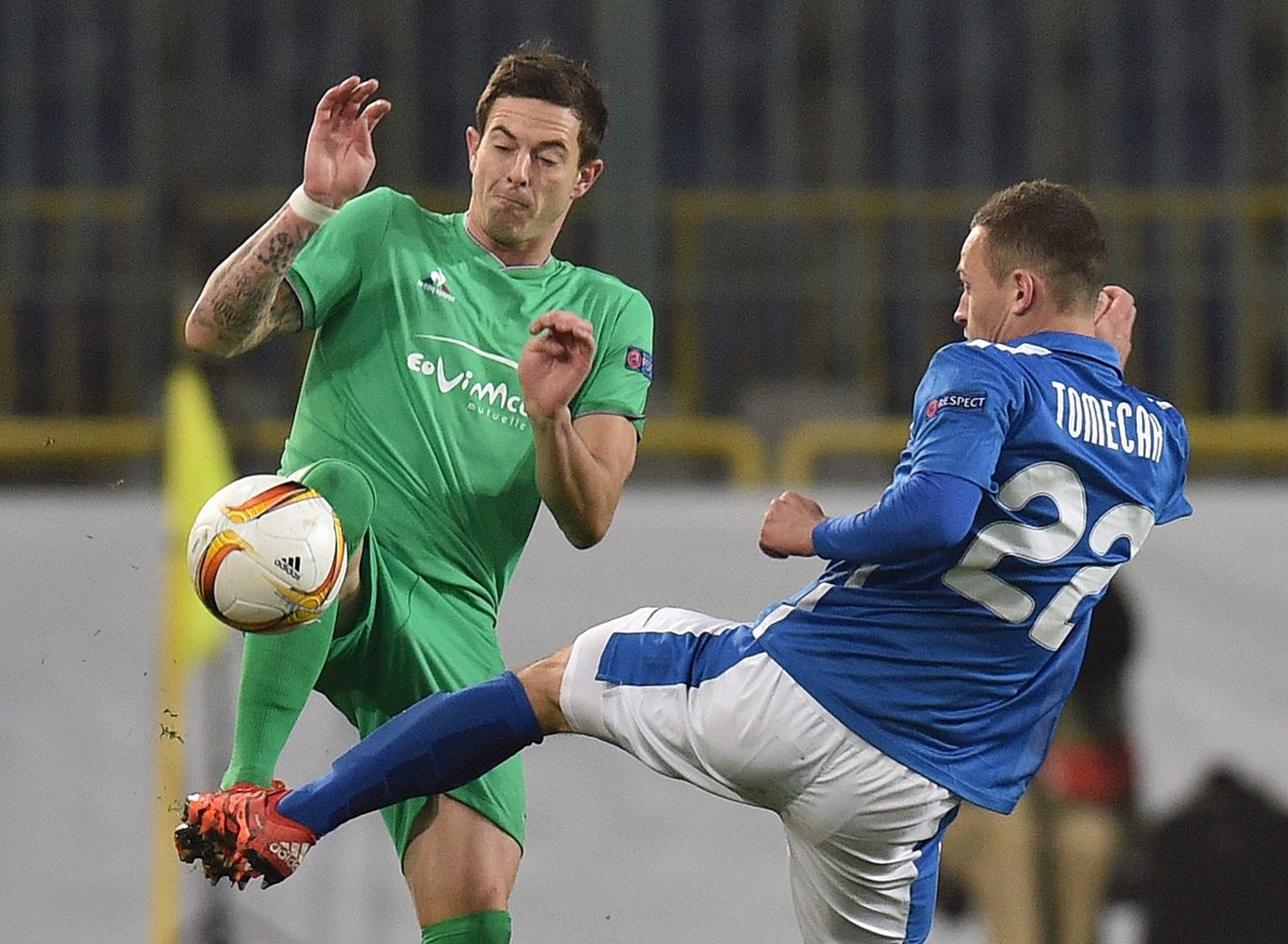 里尔客场战胜圣埃蒂安,取得宝贵三分 里尔客场战胜圣埃蒂安,取得宝贵三分