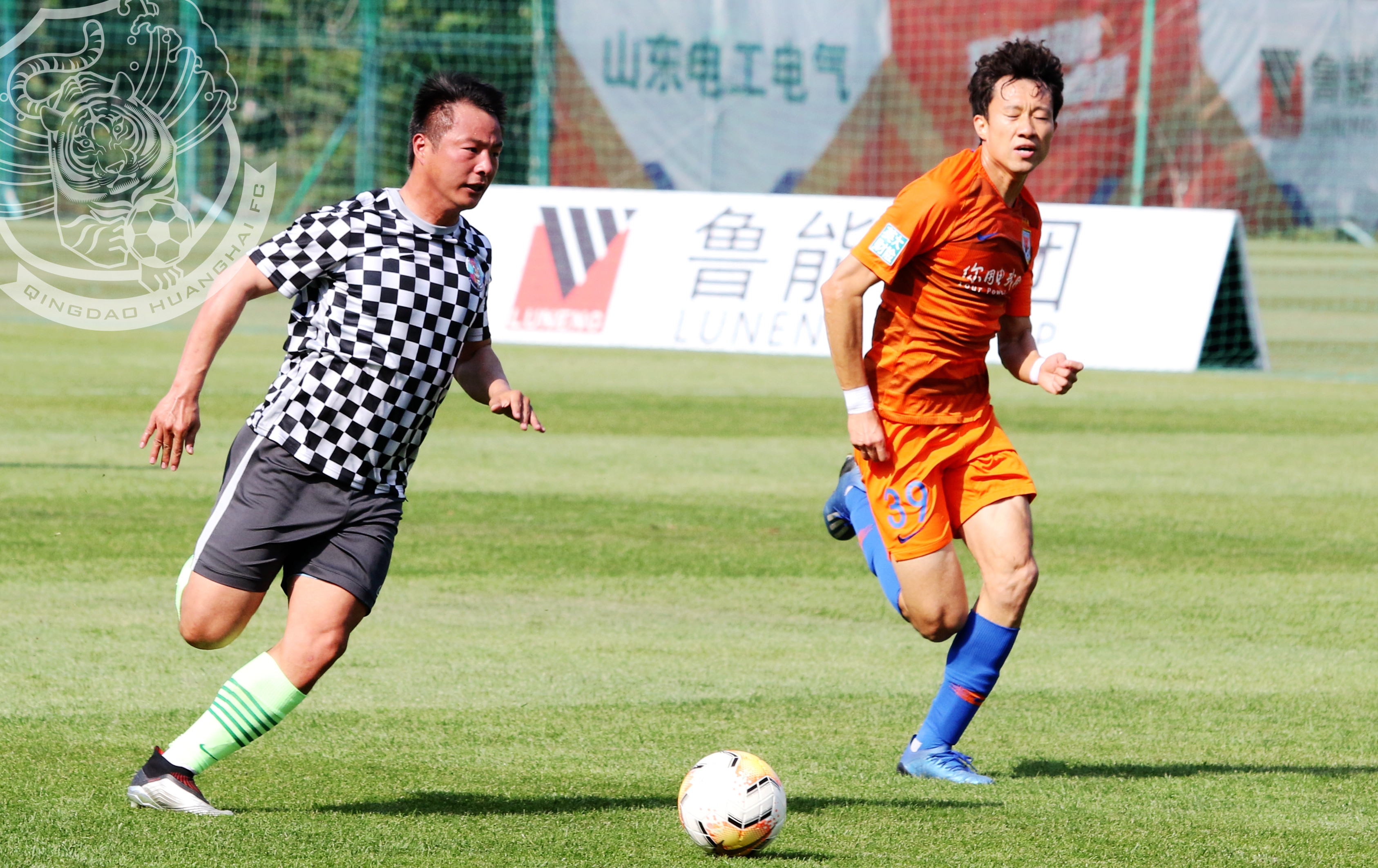 英国威廉希尔-王彤梅开二度，河南建业主场战胜青岛黄海