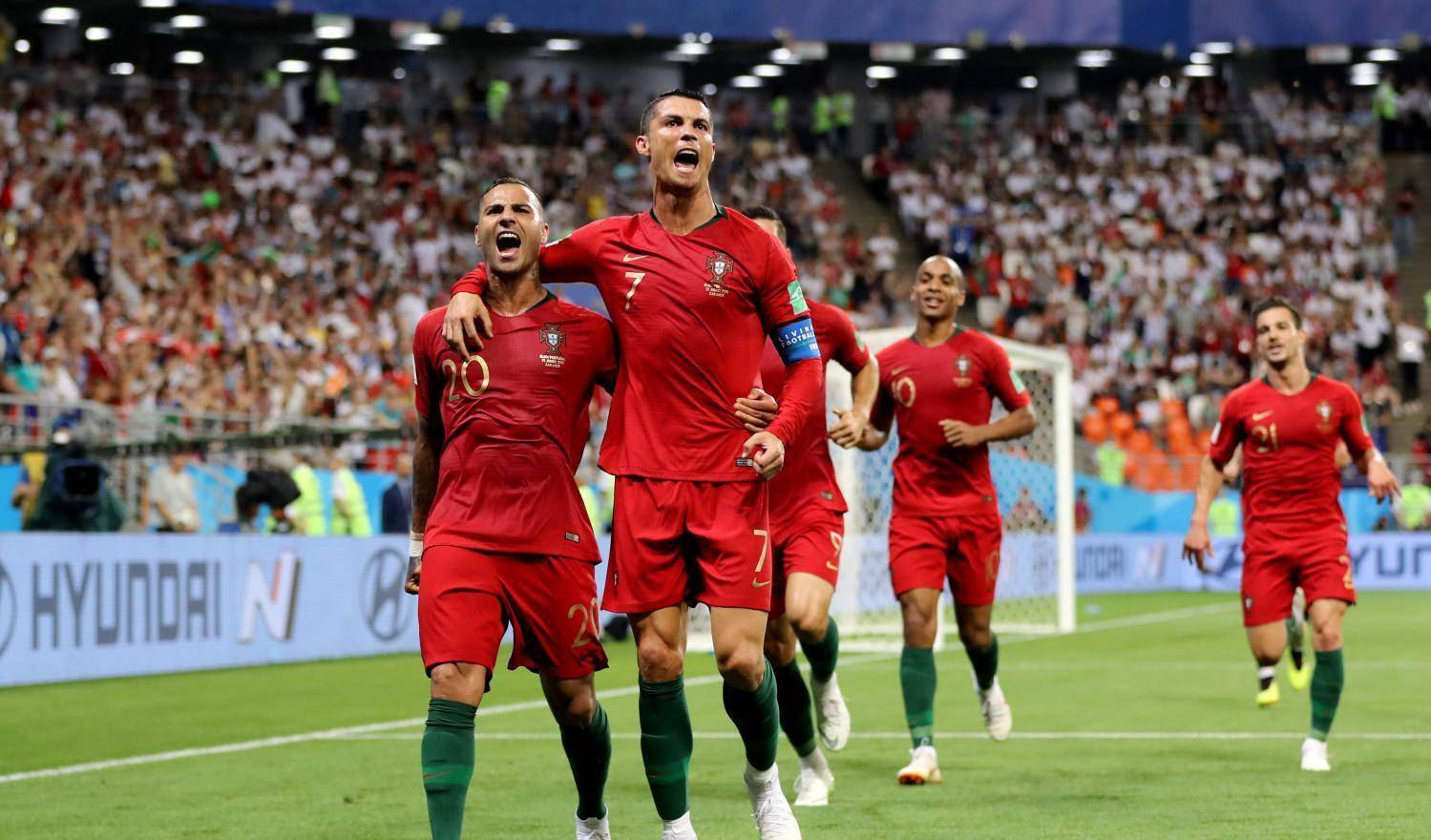 威廉希尔中文站-国王主场大胜猛龙，带领球队走出低谷