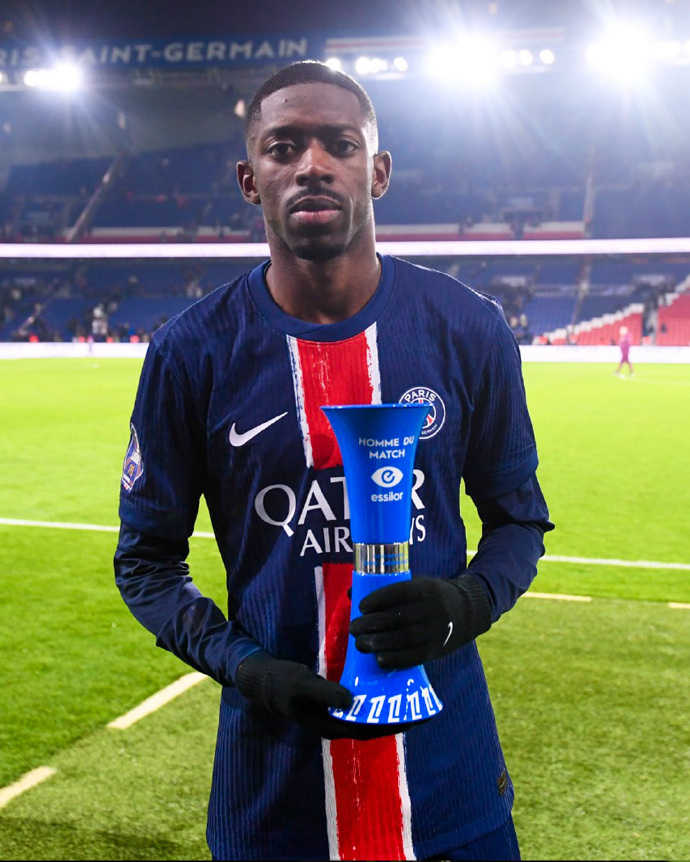 威廉希尔官网-巴黎圣日耳曼年轻球员表现抢眼，获得主帅赞誉