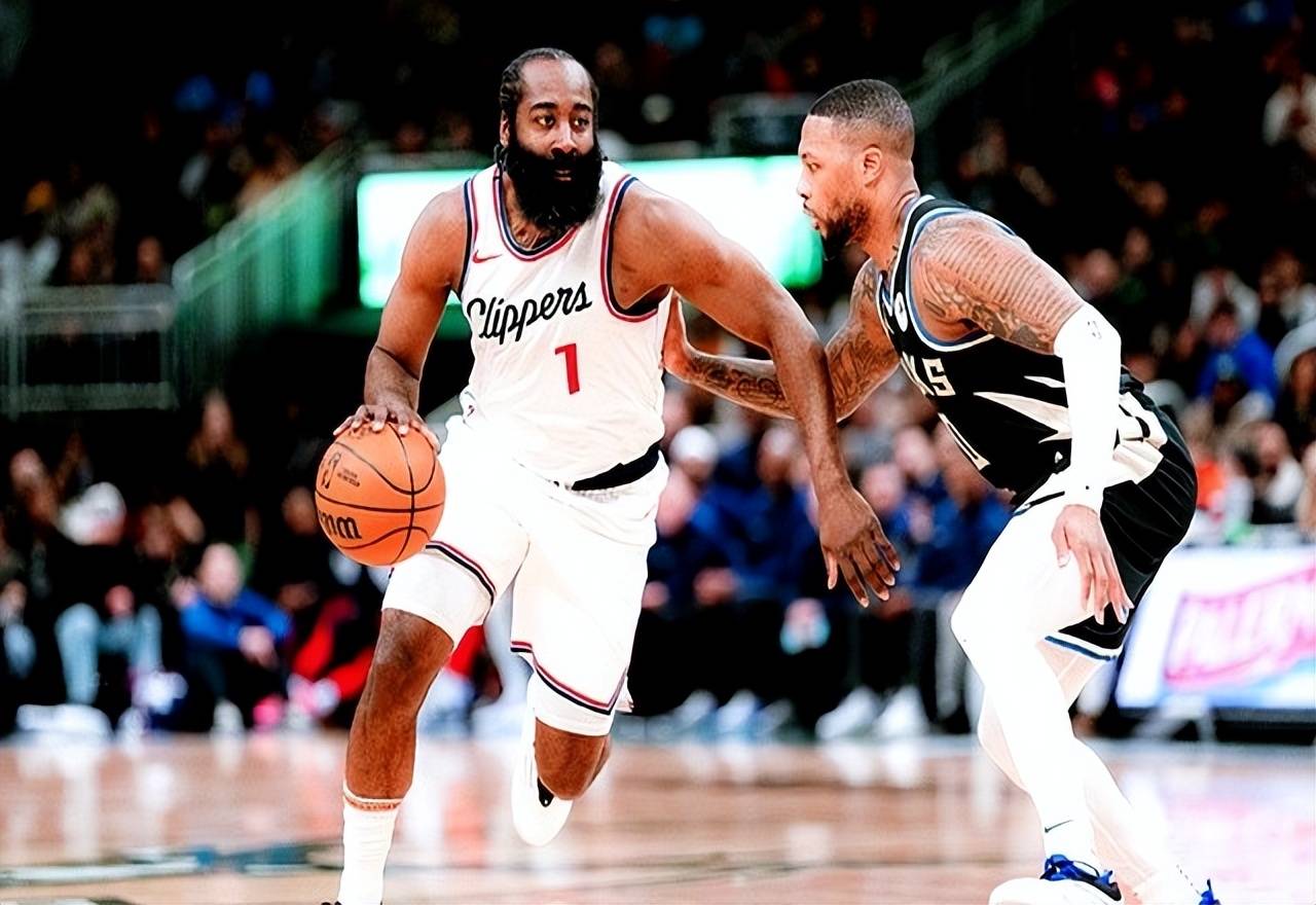 英国威廉希尔-雄鹿险胜快船，字母哥全场30分16篮板