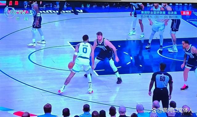 凯尔特人客场击败奇才,东部半决赛横扫对手 凯尔特人客场击败奇才,东部半决赛横扫对手