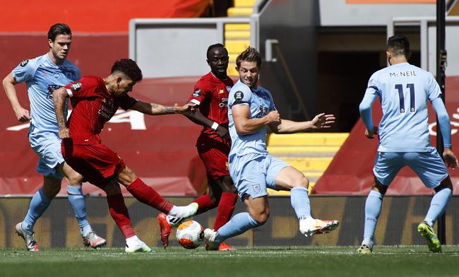 利物浦主场告捷，三分如饮甘露