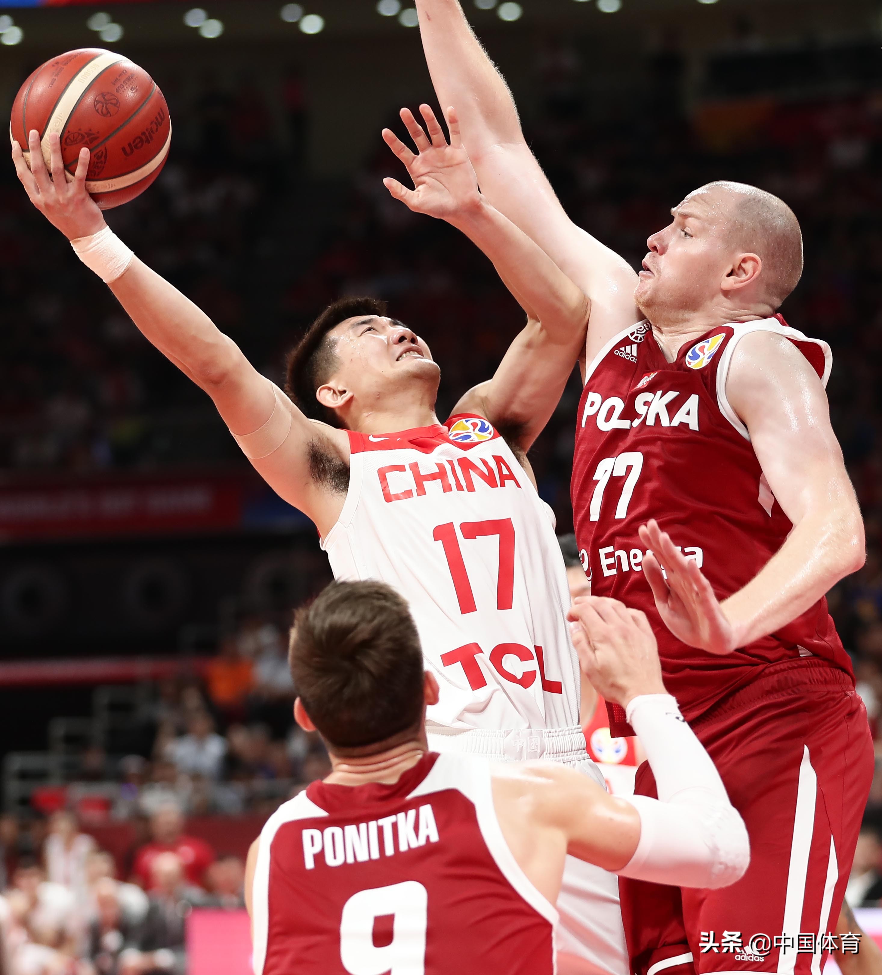 意大利蓝队连胜晋级篮球世界杯八强