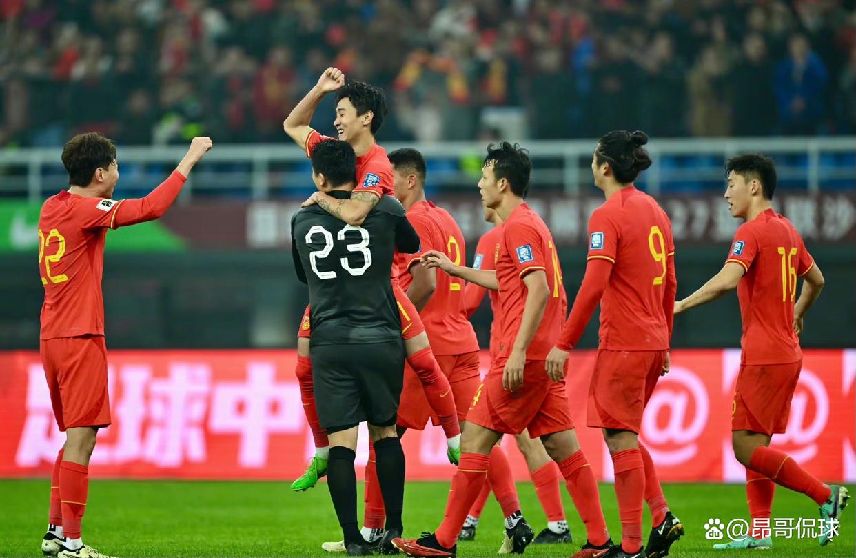 国内足球职业联赛激发球迷激情