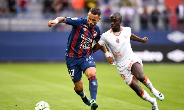 激动人心的对决即将在赛场上呈现