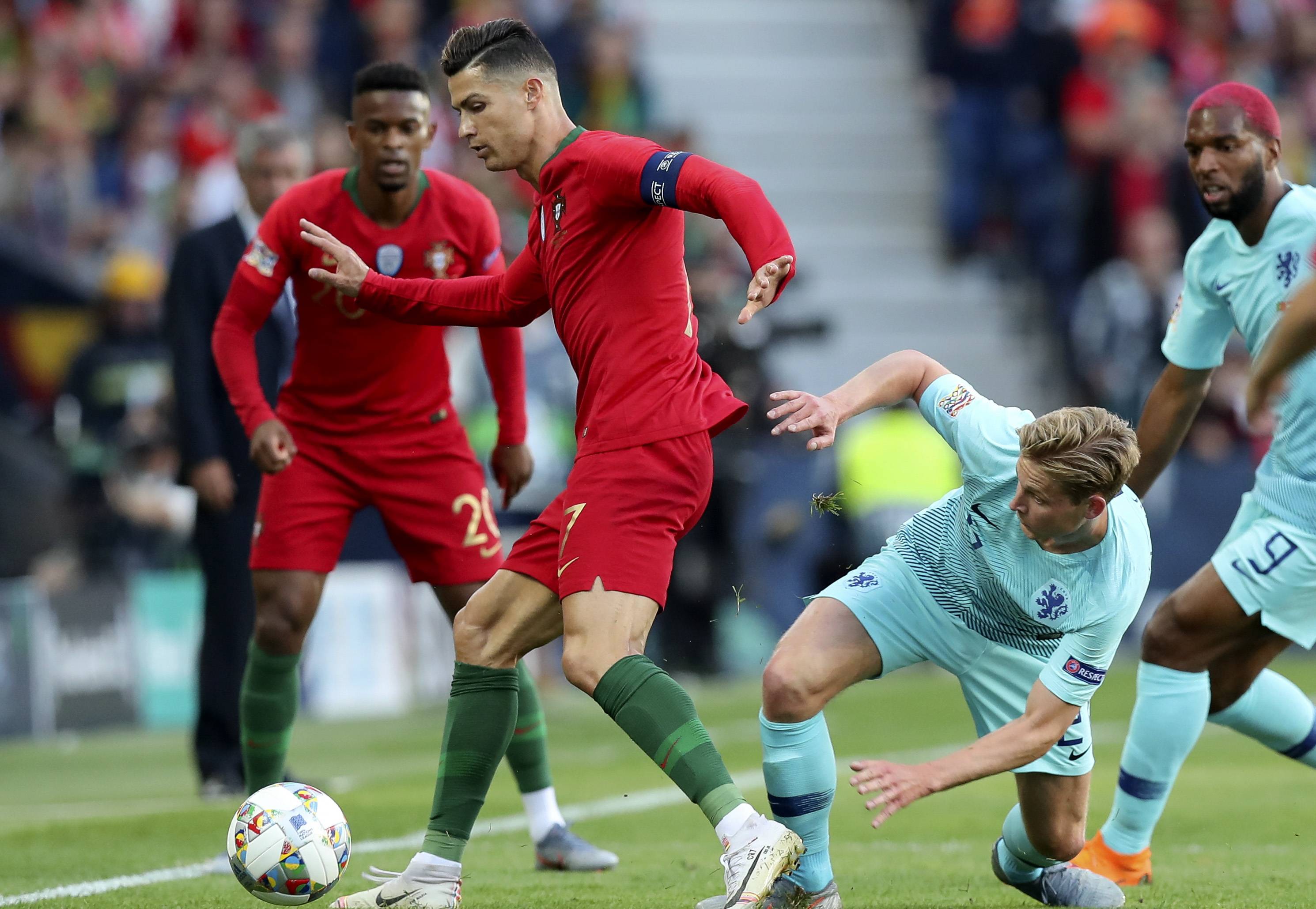 波黑队在欧预赛中力克立陶宛，晋级意外