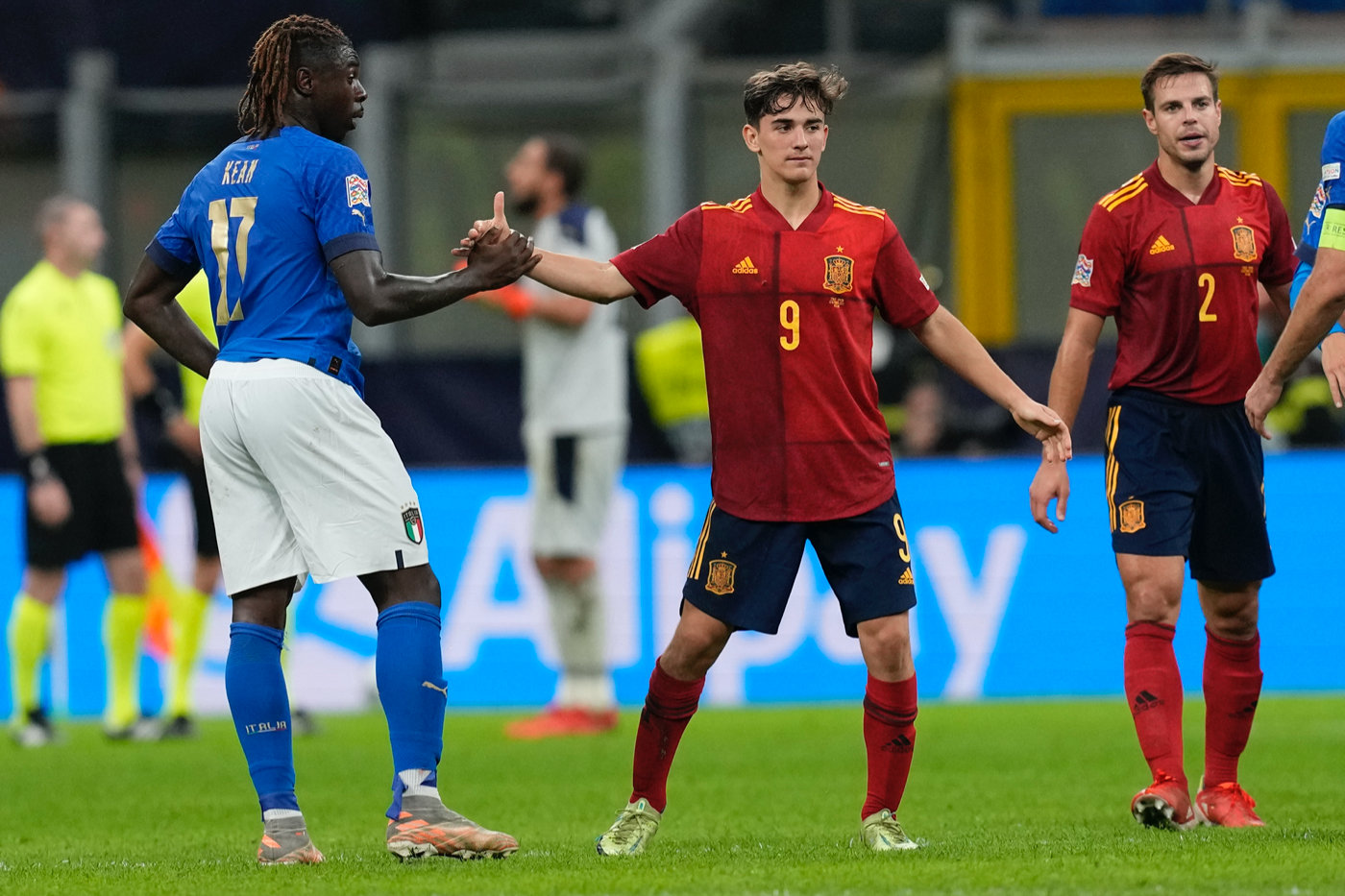 精彩回顾：欧国联半决赛惊心动魄