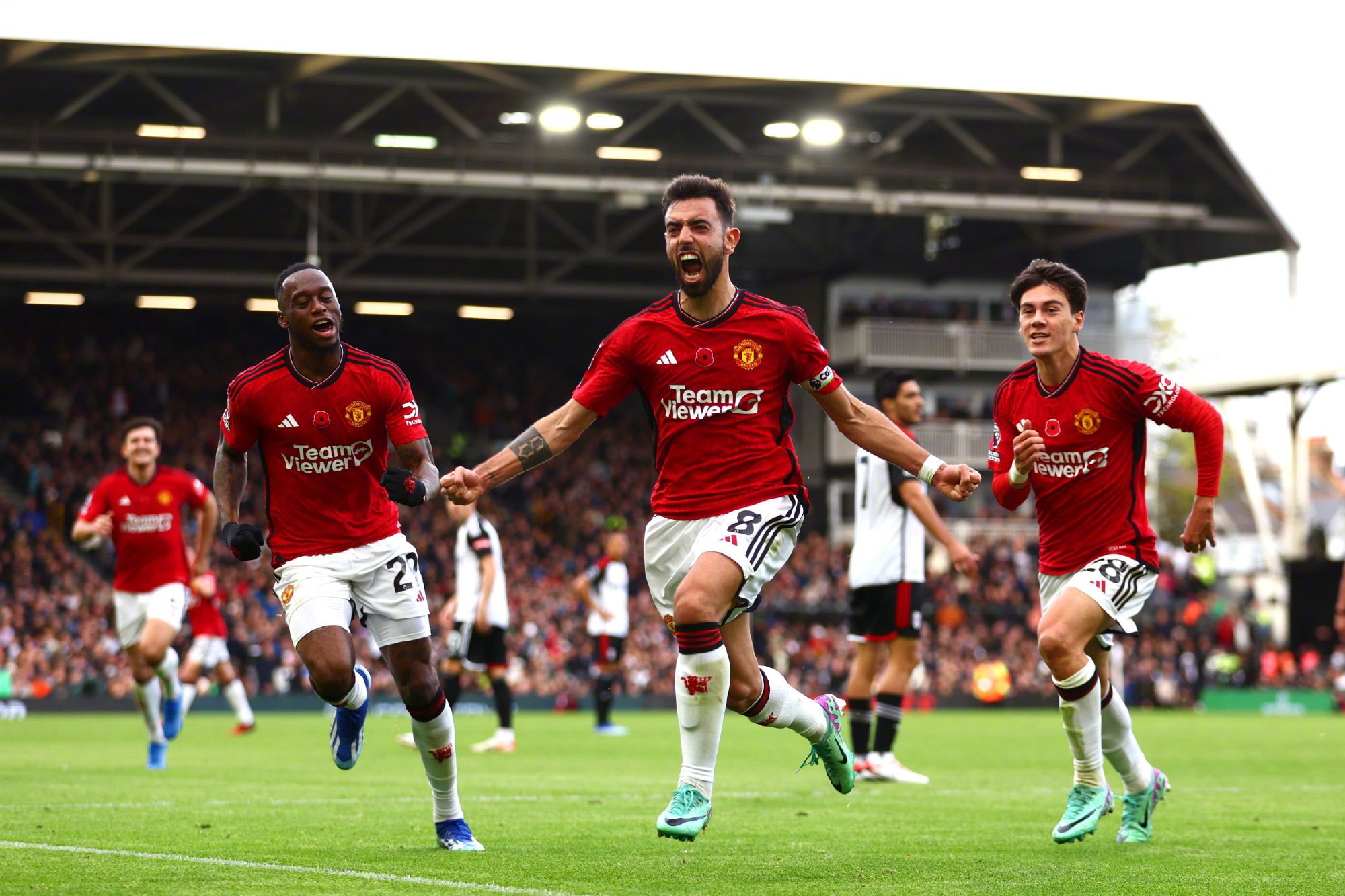 曼联客场逼平富勒姆，难决胜负