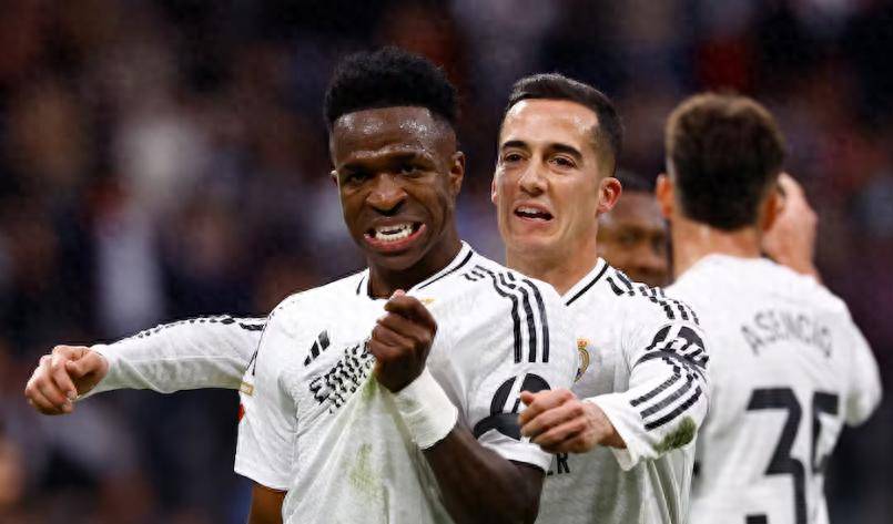 根特队在比赛前为与皇家马德里的交锋做准备