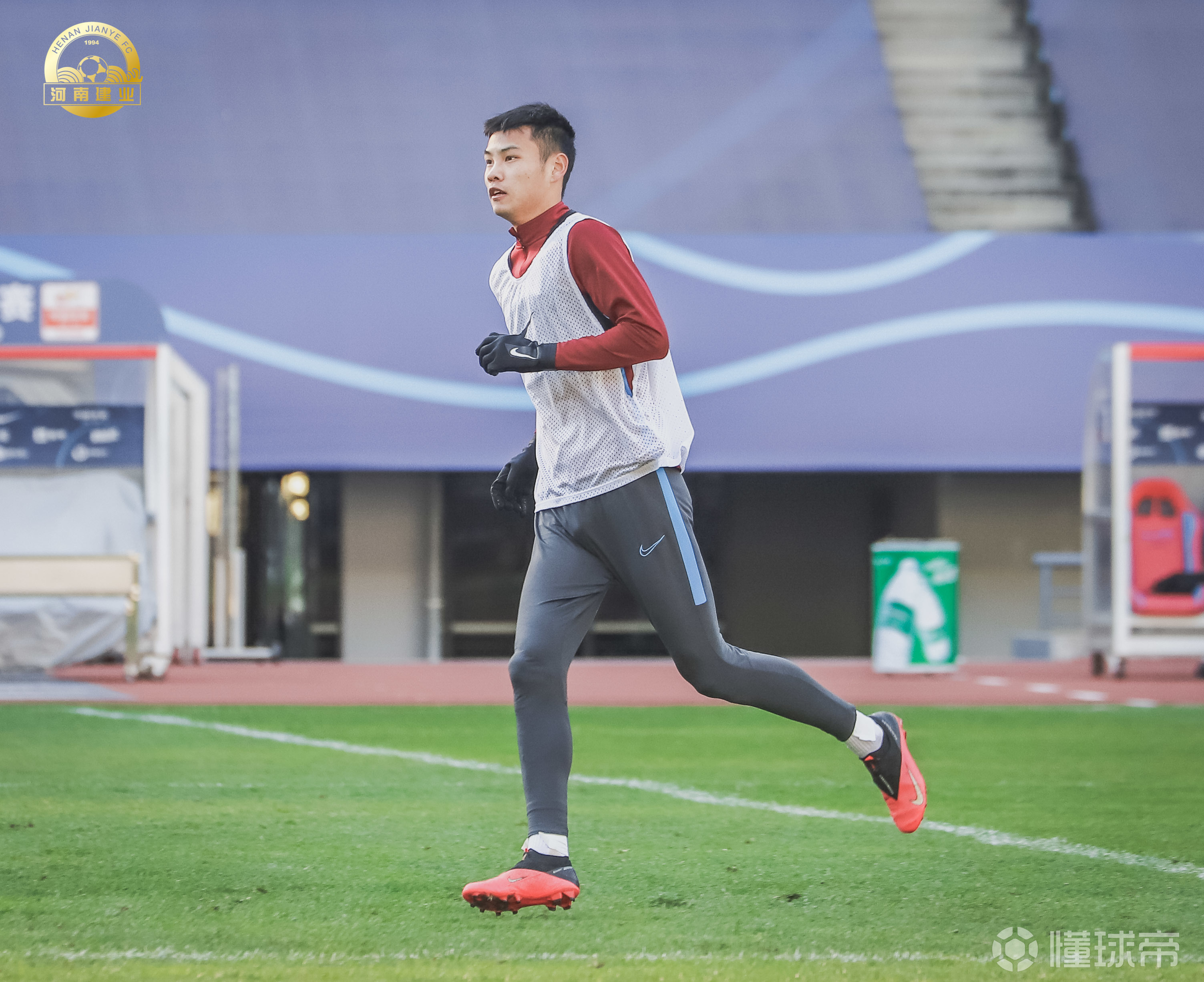 河南建业队调整训练强度，备战下一轮比赛