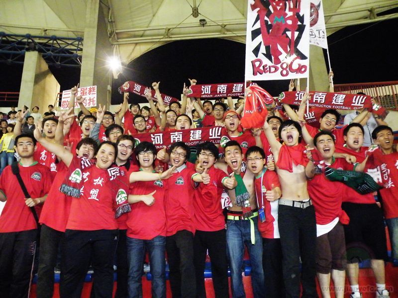 威廉希尔app-河南建业主场失利，球迷心情沉重