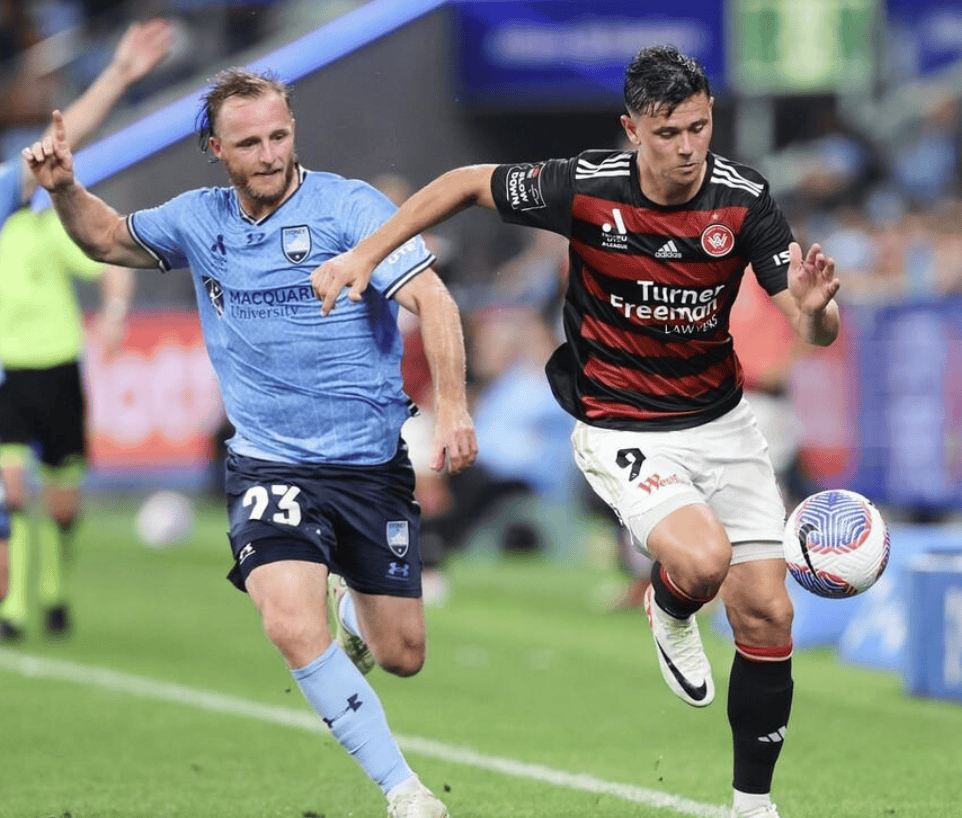 威廉希尔app-悉尼球队在踢出精彩比赛的同时获得胜利