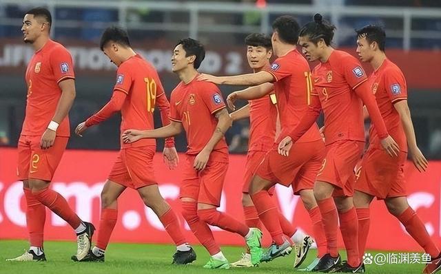 新赛季中国足球联赛开启，球迷热情高涨