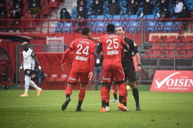 威廉希尔app-门兴格拉德巴赫客场大胜佛罗伦萨