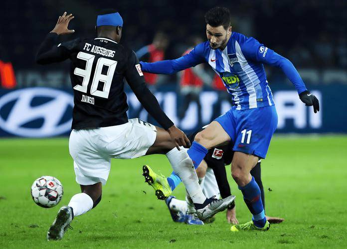 威廉希尔app-柏林赫塔主场首发前锋表现不俗，两球帮助球队获胜