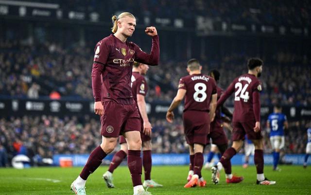 英国威廉希尔-曼城中场杀手火线复出,对罗马攻击积极