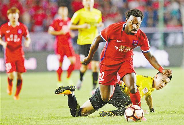 威廉希尔中文站-鲁能取得关键胜利，提升士气