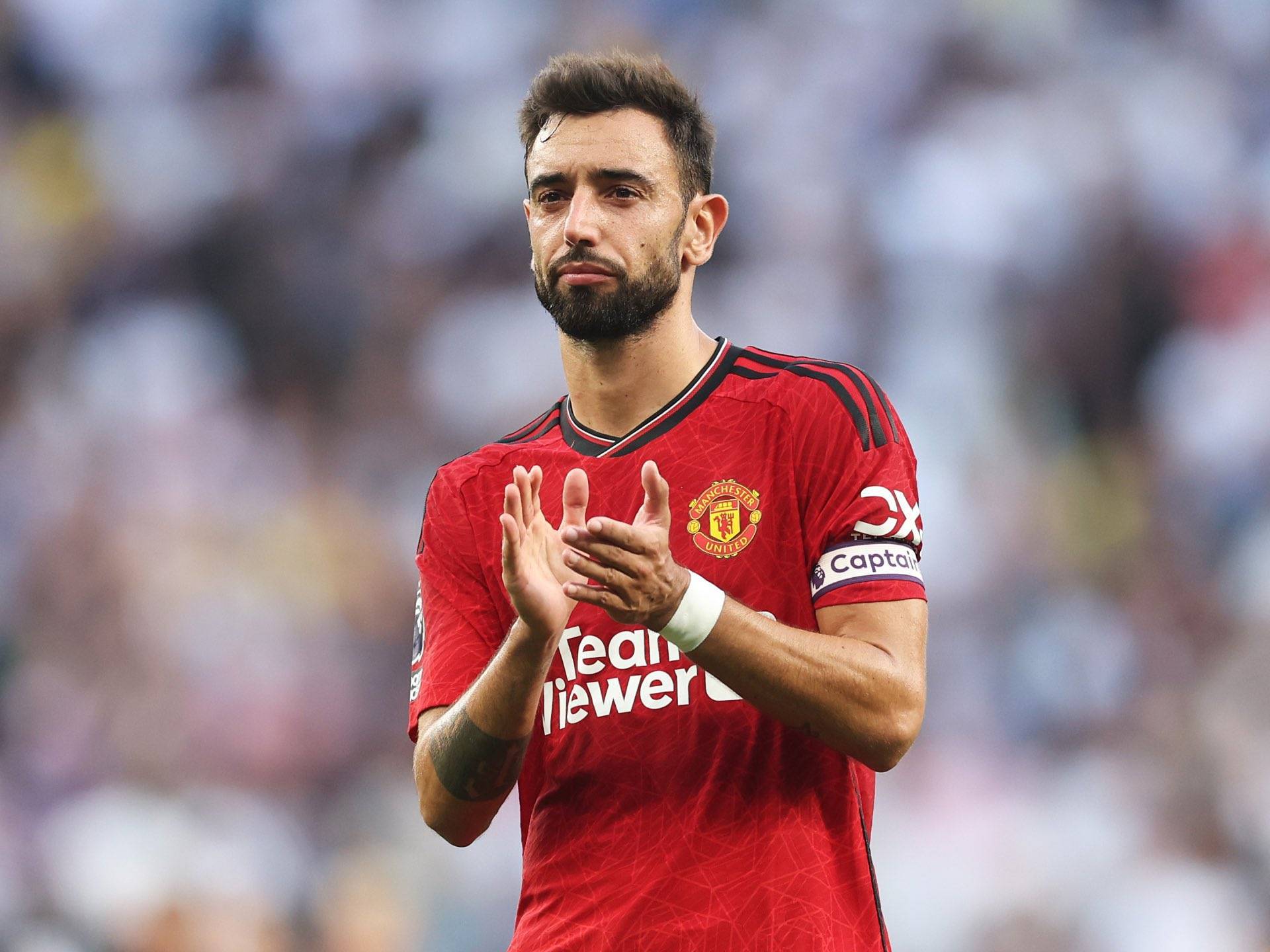 曼联客场逼平对手，球队保持不败姿态