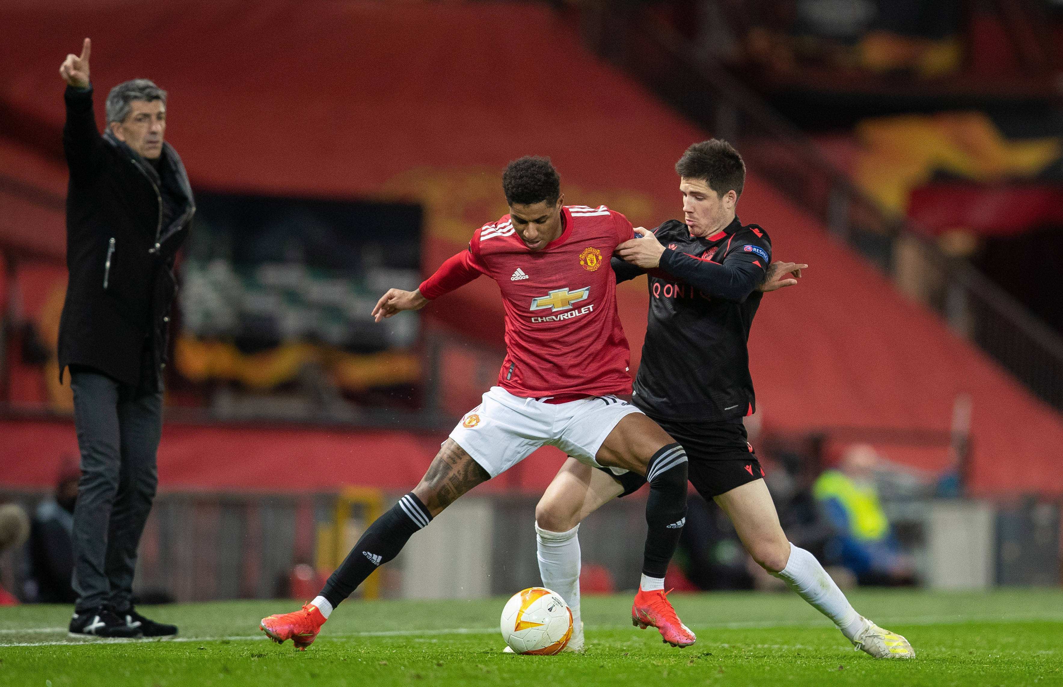 曼联后卫进攻突破，球队攻防平衡