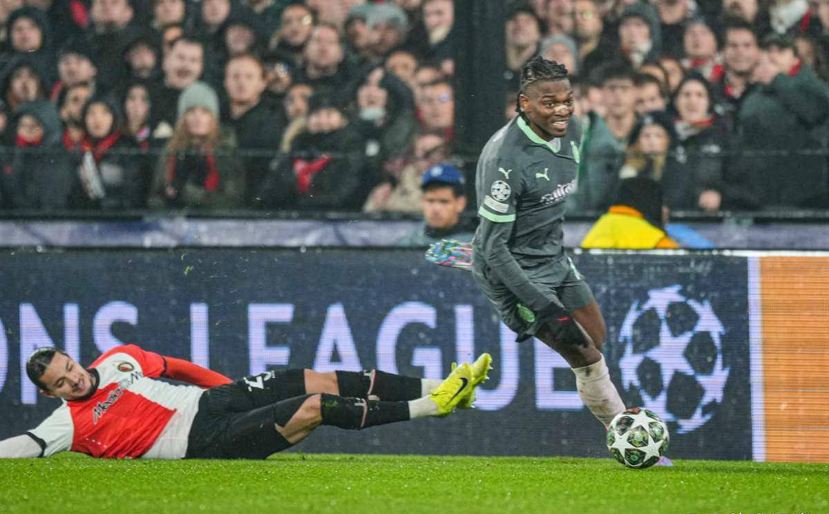 威廉希尔app-AC米兰遭遇失利,球队内部动荡