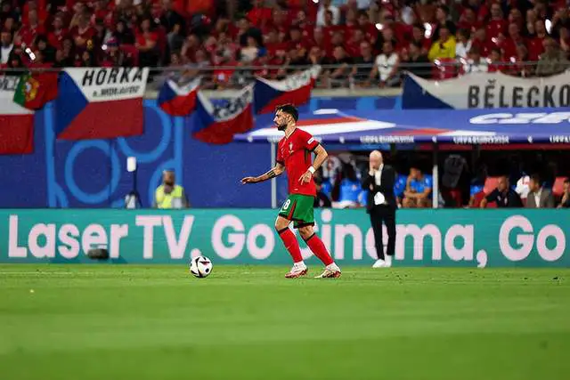 比利时豪取连胜，赢得欧洲杯头名