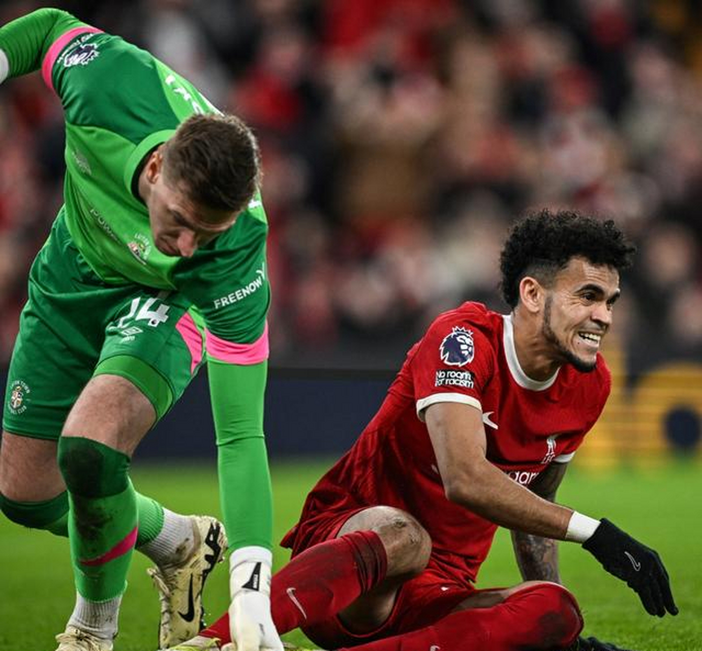 利物浦客场战胜布莱顿，范戴克头球破门