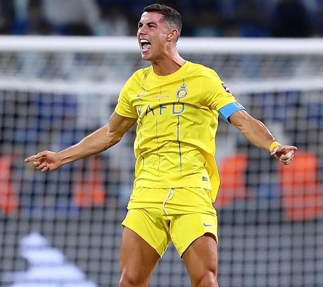 威廉希尔app-曼城三连胜锁定前四位置，夺冠希望存疑