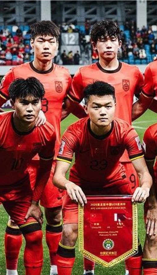 威廉希尔中文站-国内足球运动员以出色表现征服球迷