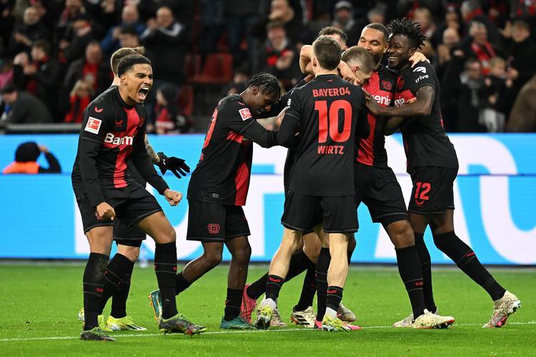 威廉希尔app-弗赖堡胜负悬念多变，最终实现逆转胜利