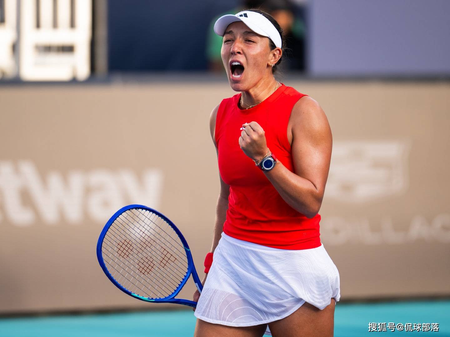 威廉希尔中文站-黎巴嫩女足硬气夺冠，闯入冠军赛