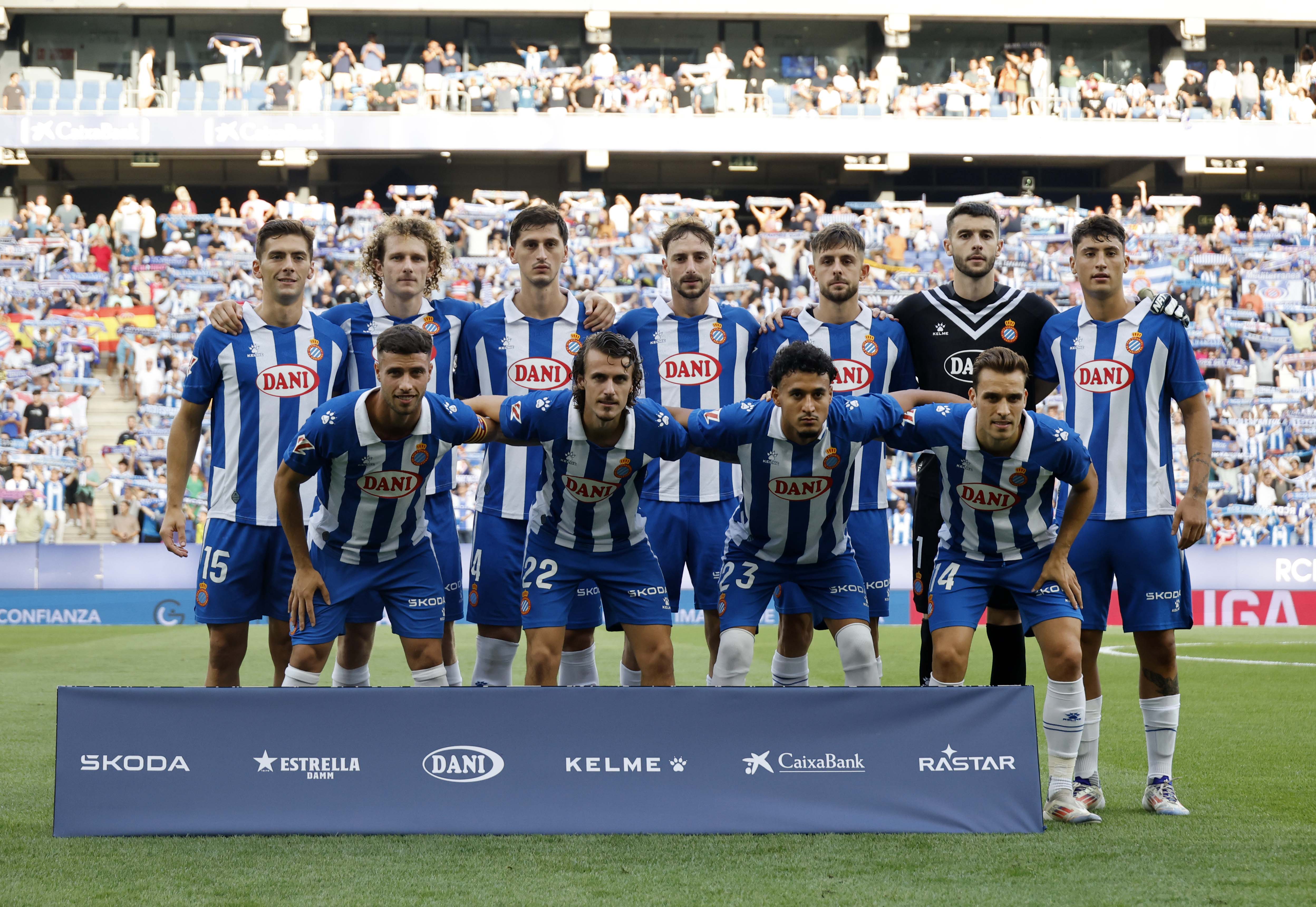 西班牙大胜瑞典，力擒对手晋级