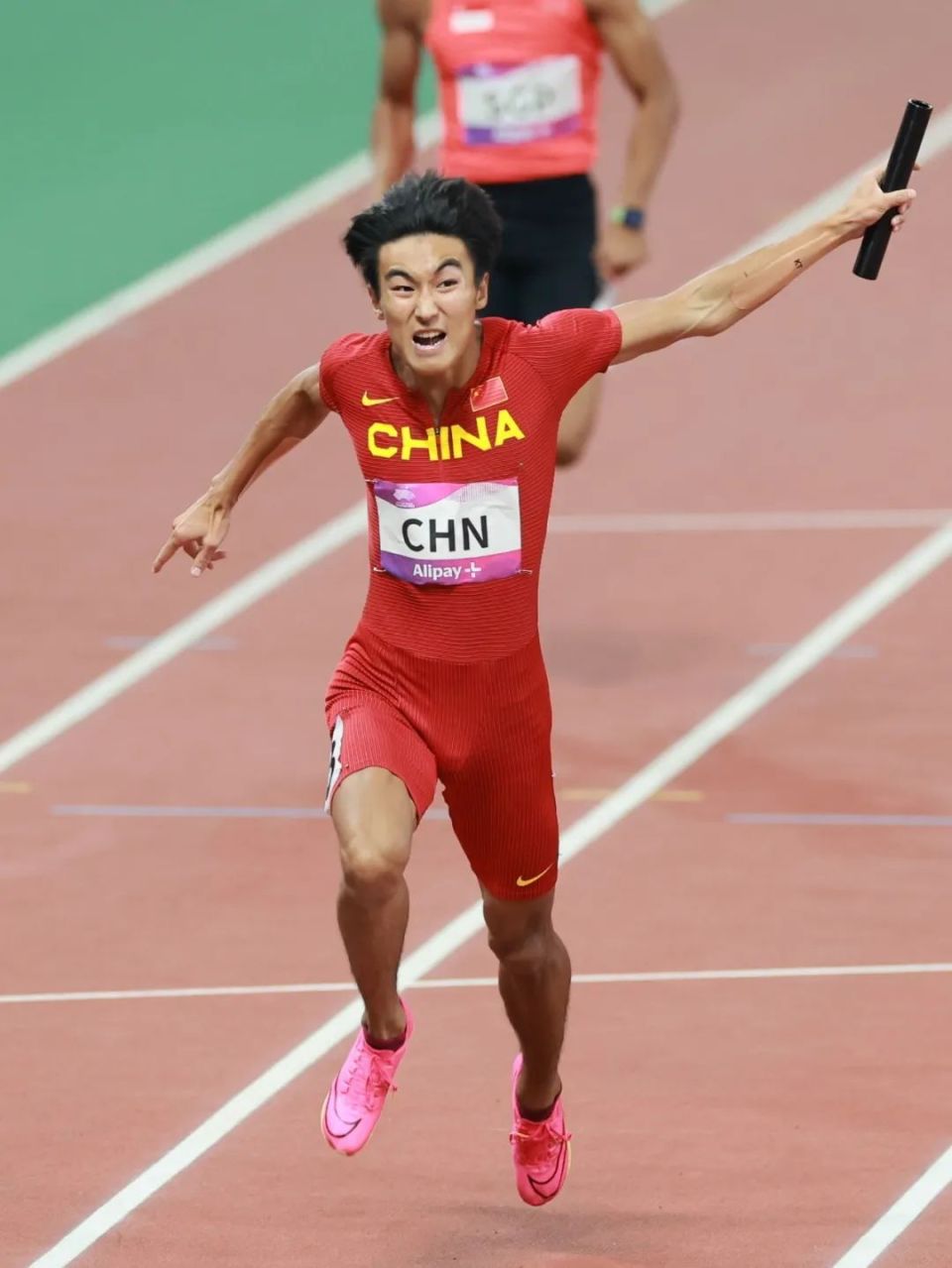 威廉希尔中文站-运动员在体育赛场上展现出色表现