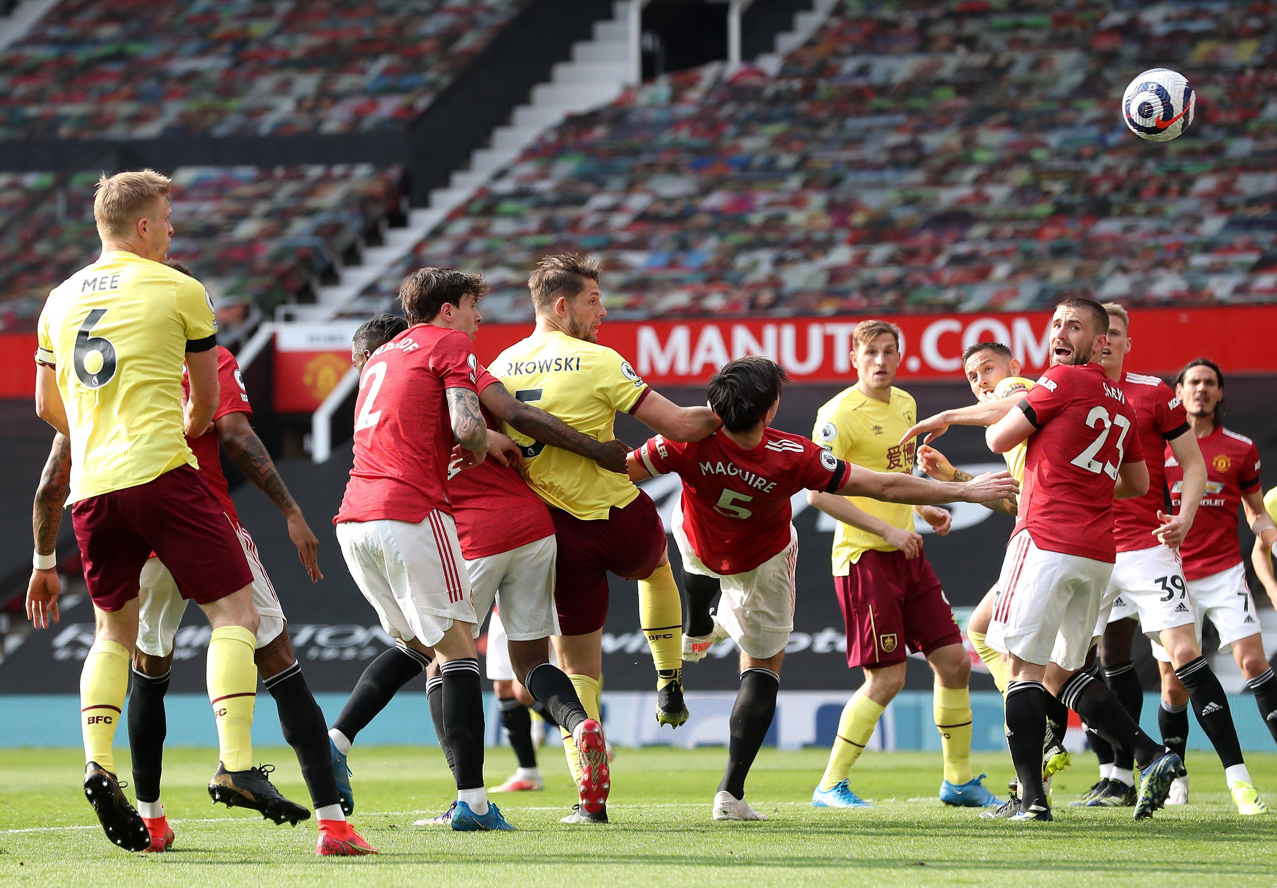 卡瓦尼单刀破门,摩纳哥力克洛维涅 卡瓦尼单刀破门,摩纳哥力克洛维涅