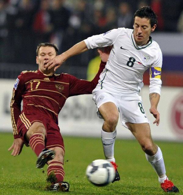 斯洛文尼亚主场小胜，锁定胜利进程