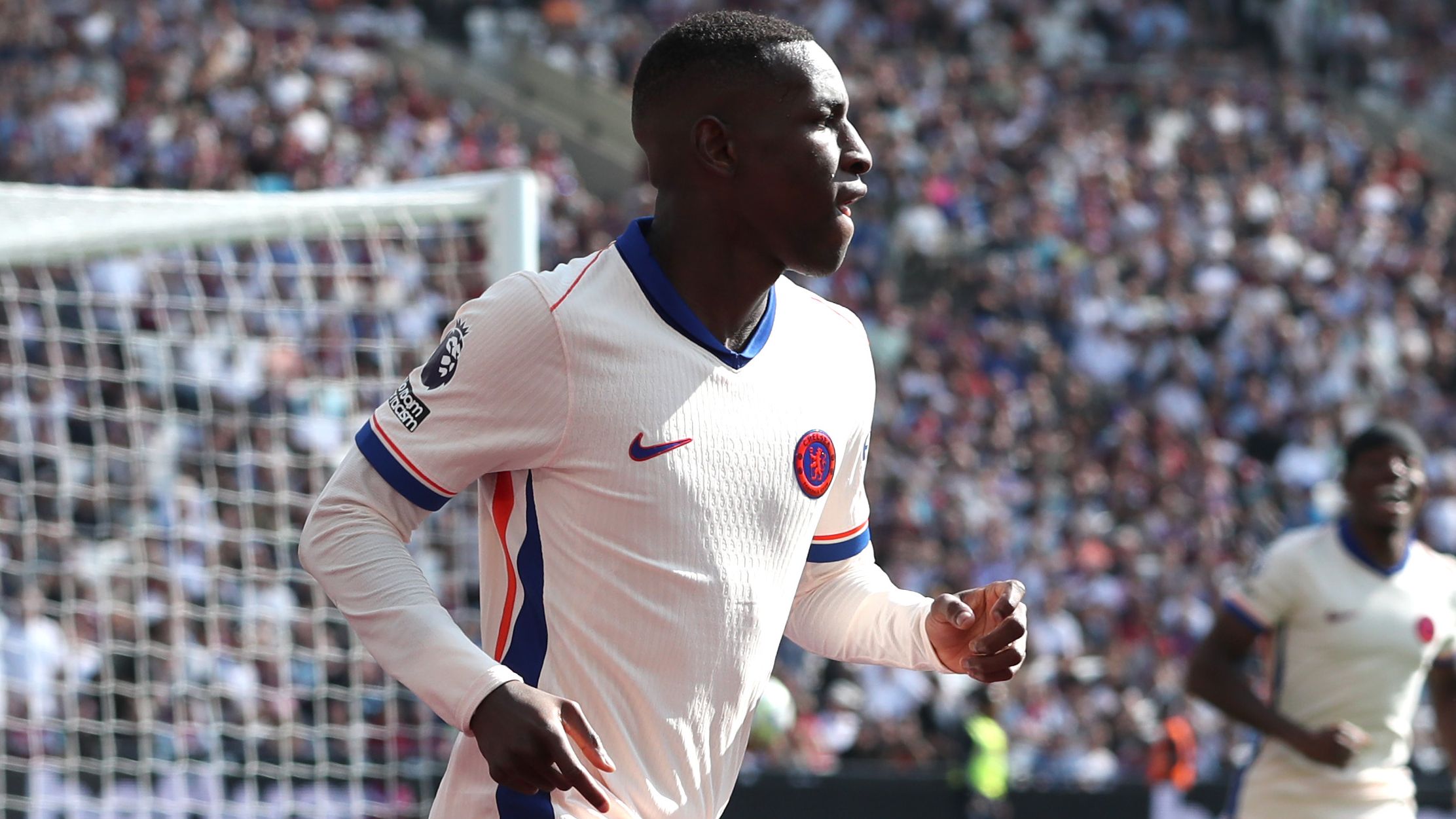 威廉希尔官网-切尔西主场告捷,逼平西汉姆联