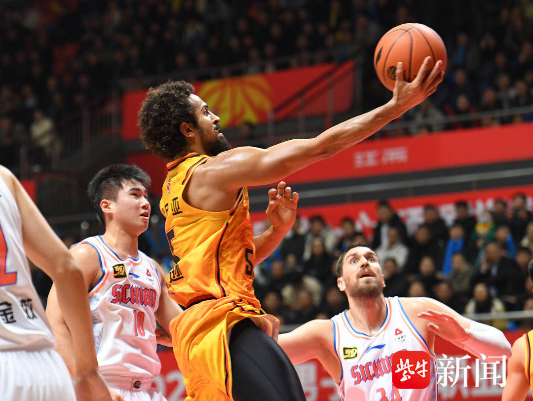 江苏肯帝亚全队势不可挡，实力赢得胜利