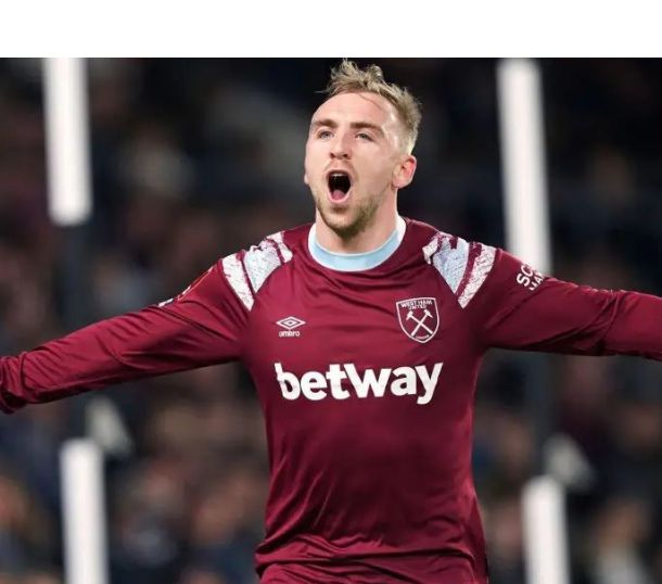 英国威廉希尔-纽卡斯尔联宣布签约西汉姆球员,强化中场实力