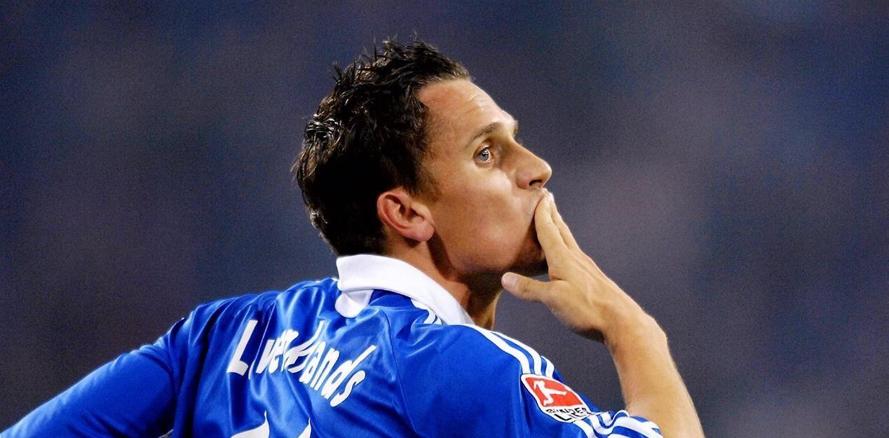 沙尔克04战绩难觅胜绩，需尽快调整状态