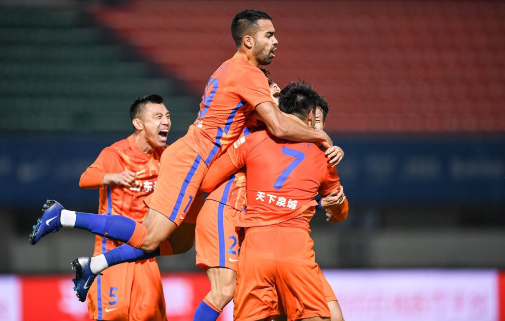 争冠战进入白热化阶段，悬念难以揭晓