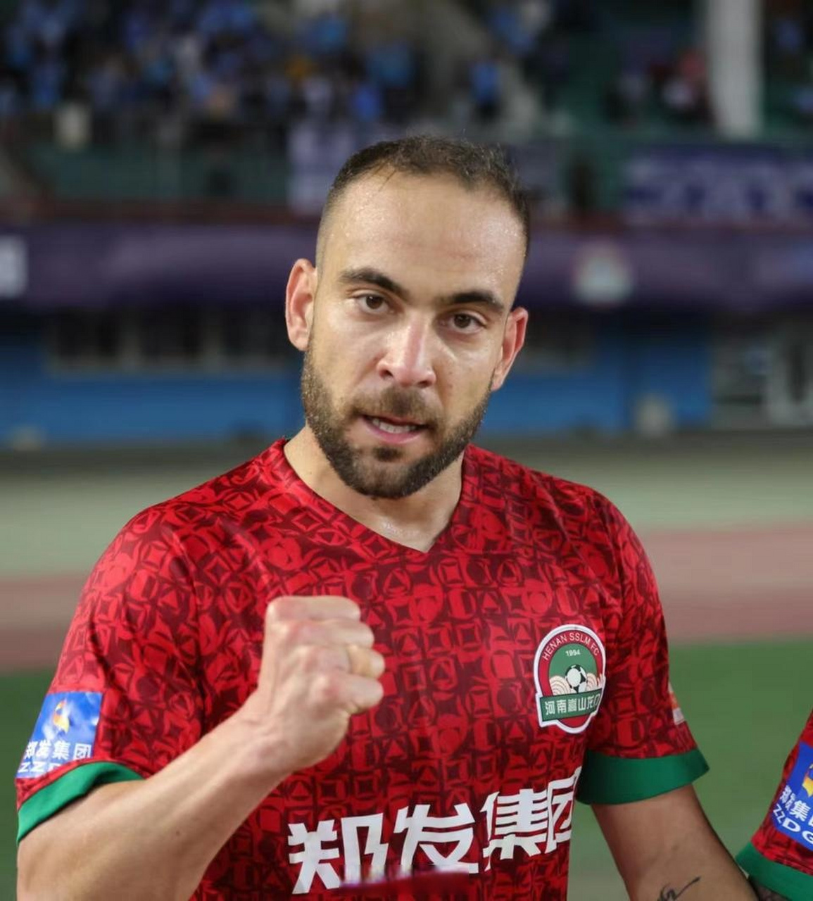 湖南队迎来赛季首胜，喜上眉梢