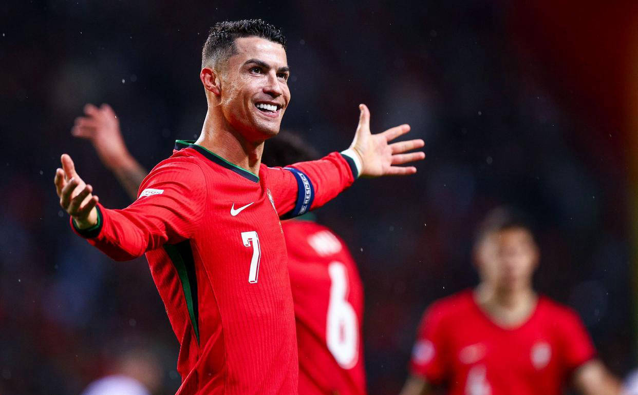 克里斯蒂亚诺·罗纳尔多高烧!葡萄牙队在欧洲杯预选赛中遭遇挫折 克里斯蒂亚诺·罗纳尔多高烧!葡萄牙队在欧洲杯预选赛中遭遇挫折