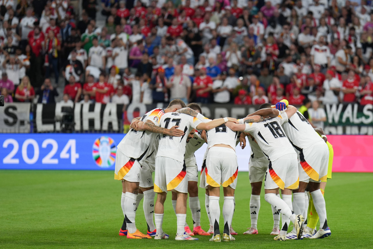 英国威廉希尔-葡萄牙队与荷兰队打得难解难分