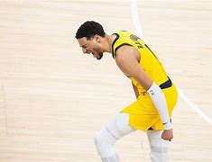 布雷梅客场抢分,保级前景乐观 布雷梅客场抢分,保级前景乐观