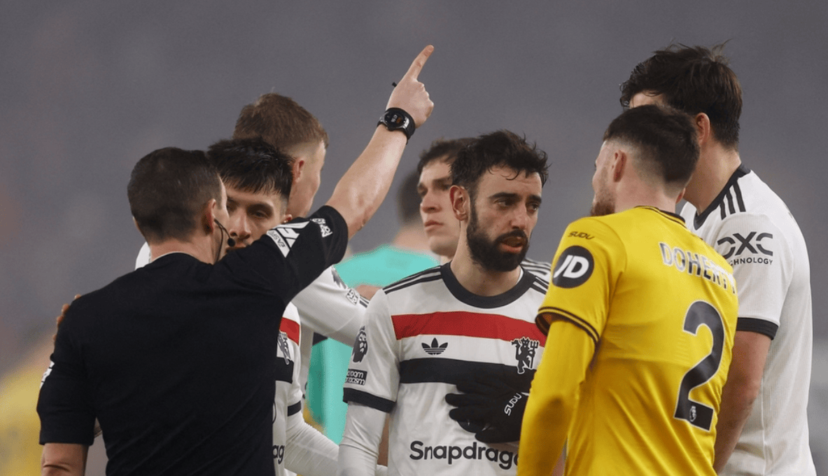 威廉希尔官网-科尔多瓦客场击败劲旅，保持领先优势