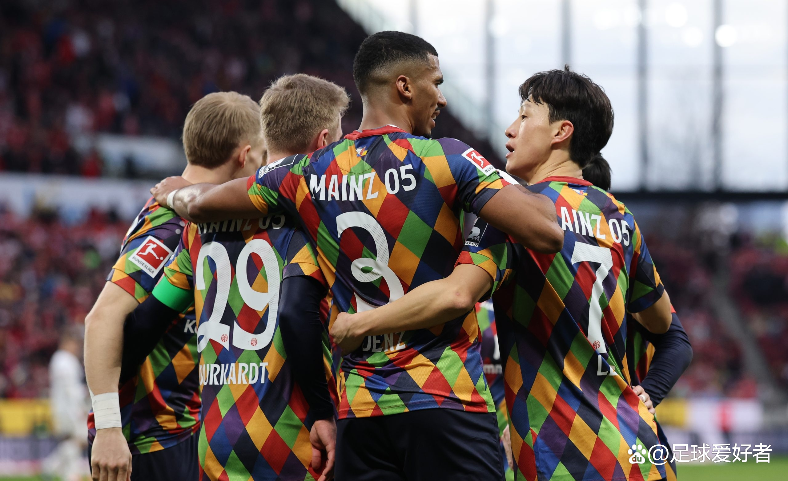 英国威廉希尔-美因茨瑞尼亚险胜，球队士气高昂誓要逆袭联赛