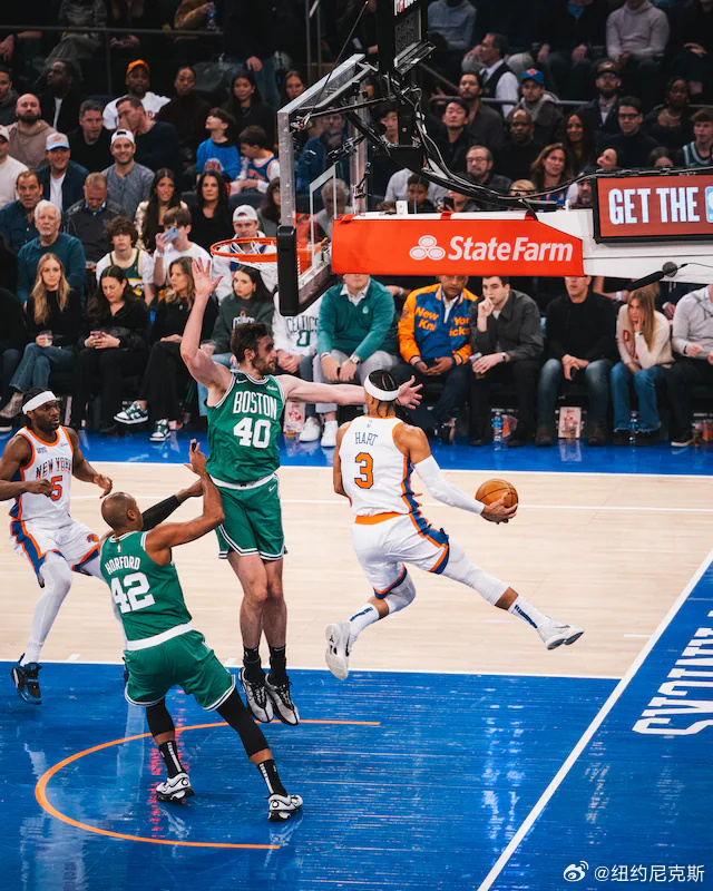 纽约之战：尼克斯击败篮网展现城市之力