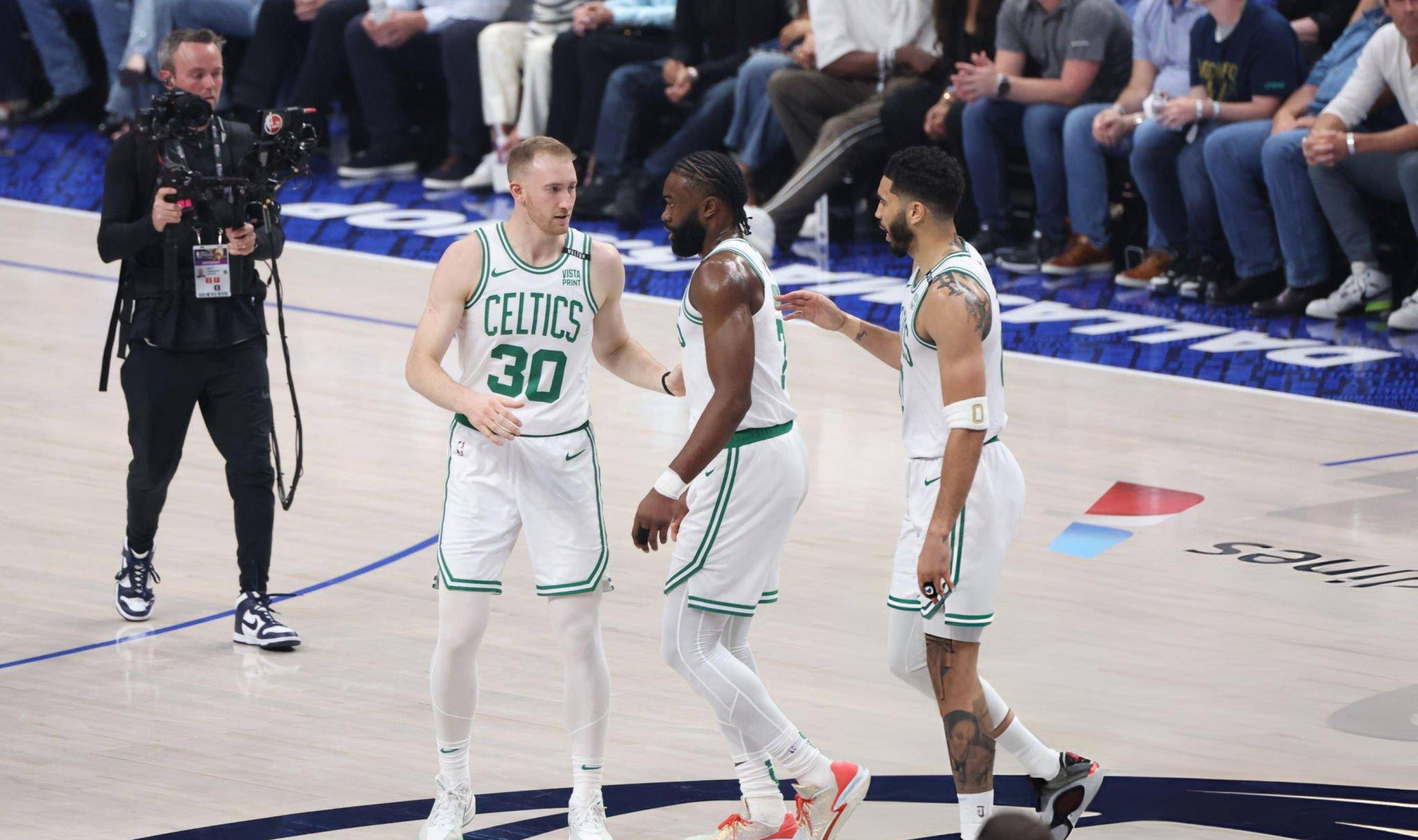 英国威廉希尔-凯尔特人主场战胜猛龙，取得七连胜